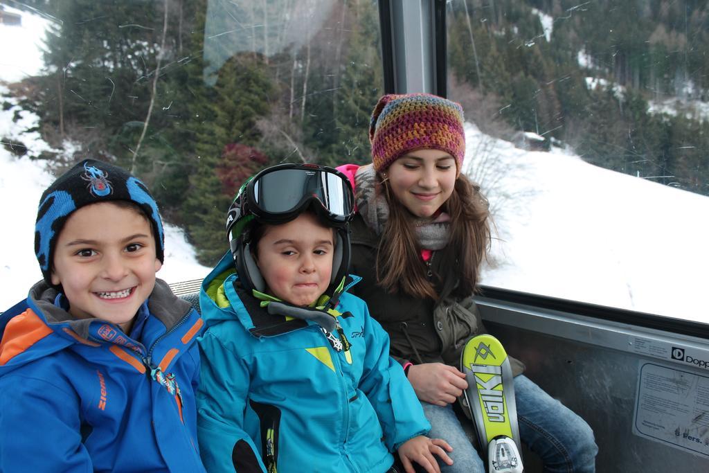 Ferienwohnungen Monja Und Dietmar Thoeni Arzl im Pitztal Dış mekan fotoğraf
